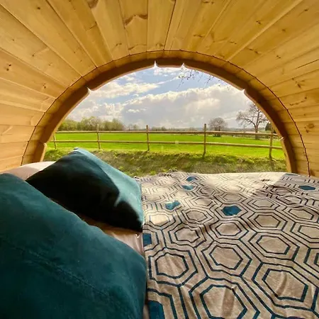 St Vincent Et Diligence 35pers : Jacuzzi, Salle De Jeux * Tessy-sur-Vire