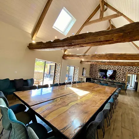 Hébergement de vacances St Vincent Et Diligence 35pers : Jacuzzi, Salle De Jeux *