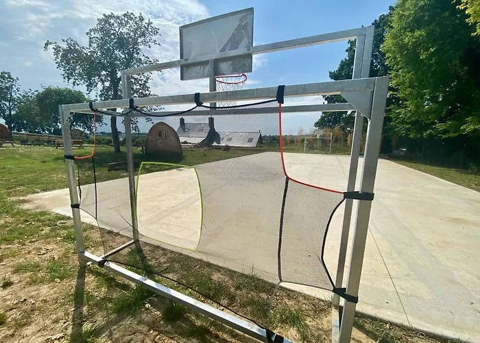 St Vincent Et Diligence 35pers : Jacuzzi, Salle De Jeux *