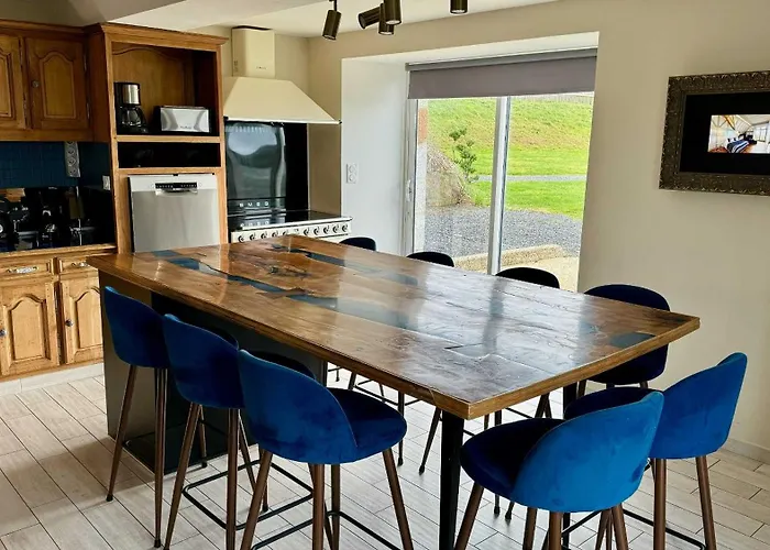 St Vincent Et Diligence 35pers : Jacuzzi, Salle De Jeux *