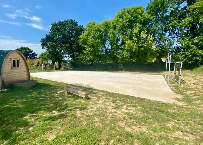 Hébergement de vacances St Vincent Et Diligence 35pers : Jacuzzi, Salle De Jeux