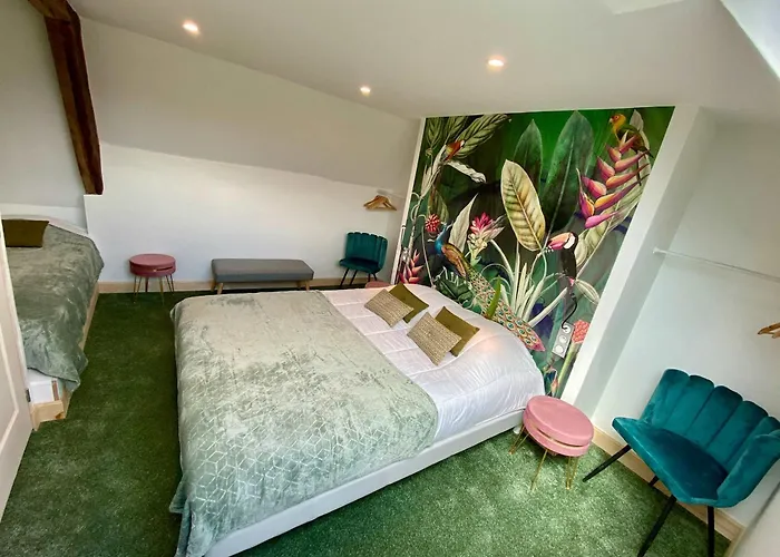 St Vincent Et Diligence 35pers : Jacuzzi, Salle De Jeux *